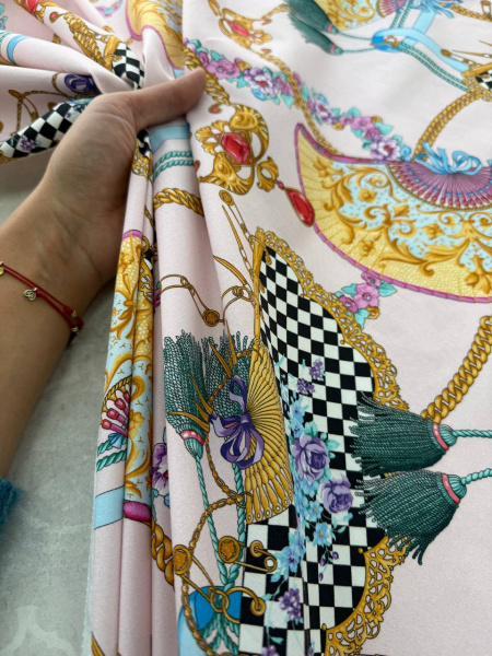 Эксклюзивный хлопок VERSACE в нежном розовом оттенке