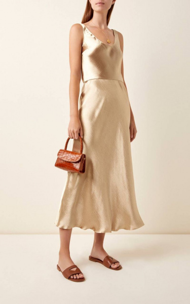 Атласный шелк FERRAGAMO в самом красивом оттенке айвори